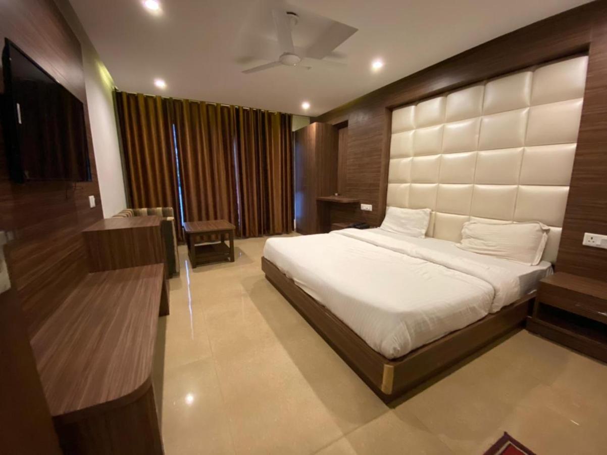 Hotel Savoy Residency Mussoorie Exteriér fotografie